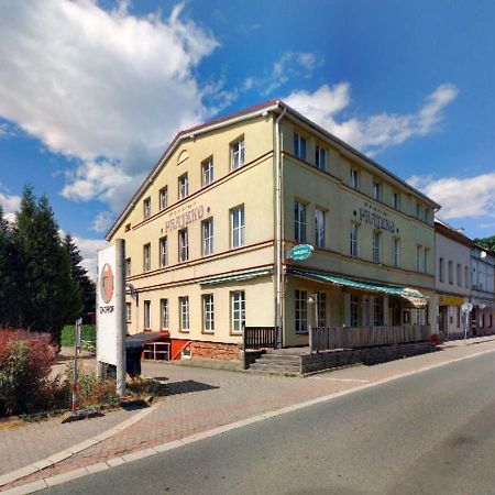 Penzion Prajzko, Hronov Eksteriør billede