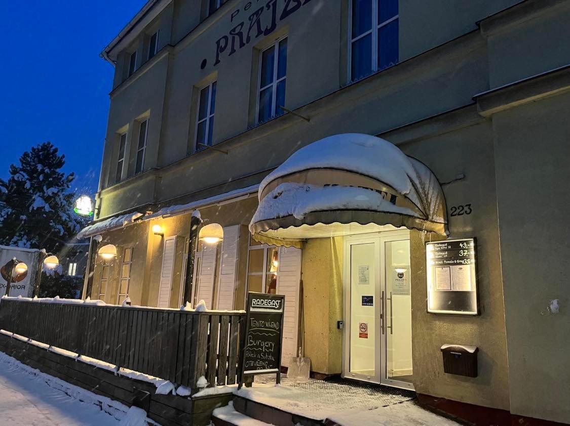 Penzion Prajzko, Hronov Eksteriør billede
